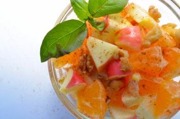 paleo-recipes_fruit-salad-cinnamon