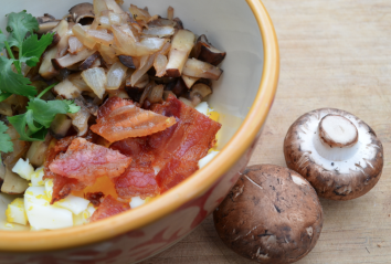 paleo-recipes_myras-chopped-mushroom-egg-onion